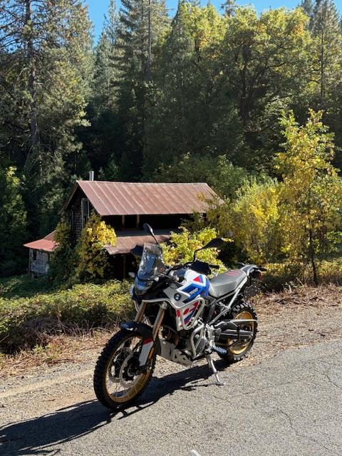 People Enjoying Gold Rush STREET Ride